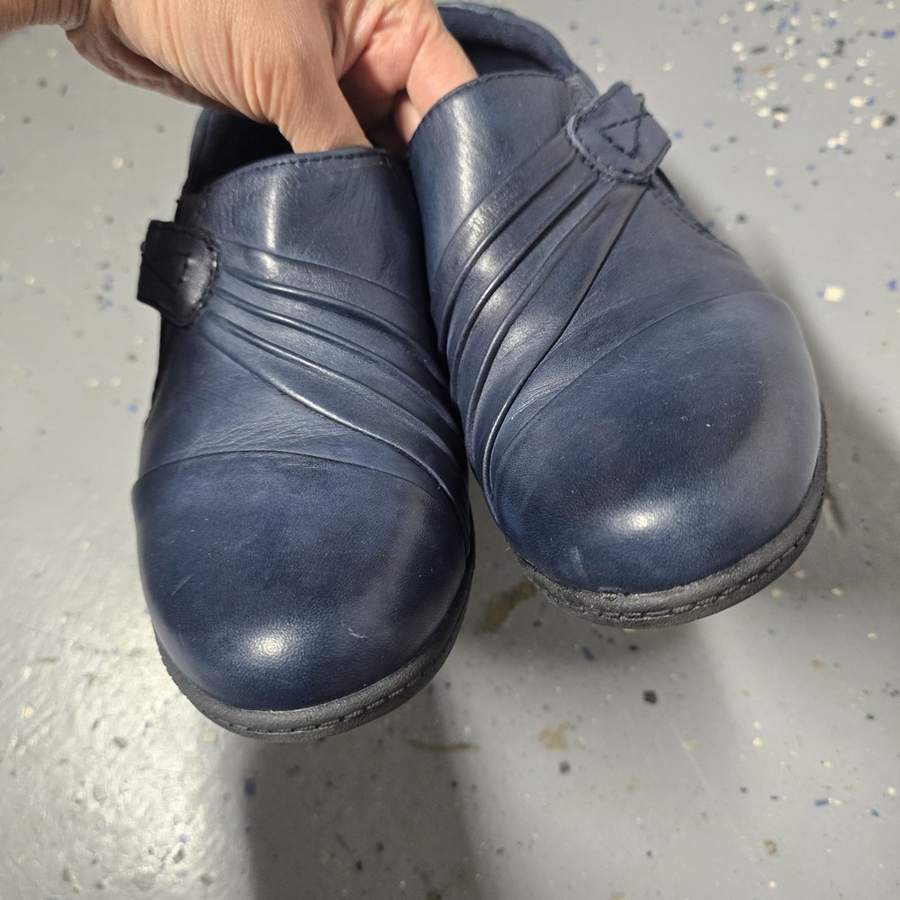 Earth Origins Navy Blue Leather Comfort Loafers Women's Size 9 EUC - Picture 10 of 12